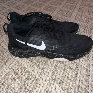 NIKE Men’s City Rep Trainers